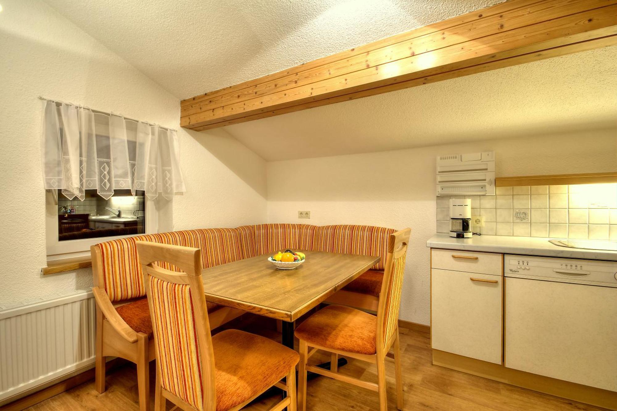 Ferienhaus Bergkristall Pettneu am Arlberg Room photo